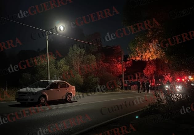 Joven motociclista pierde la vida tras ser embestido por auto blanco en Apetatitlán